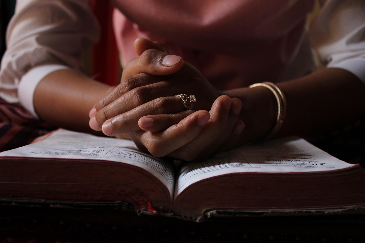 entdecken sie die verschiedenen überzeugungen, die unsere welt prägen. von religionen bis hin zu persönlichen ansichten, erfahren sie, wie glaubenssysteme menschen verbinden und beeinflussen.