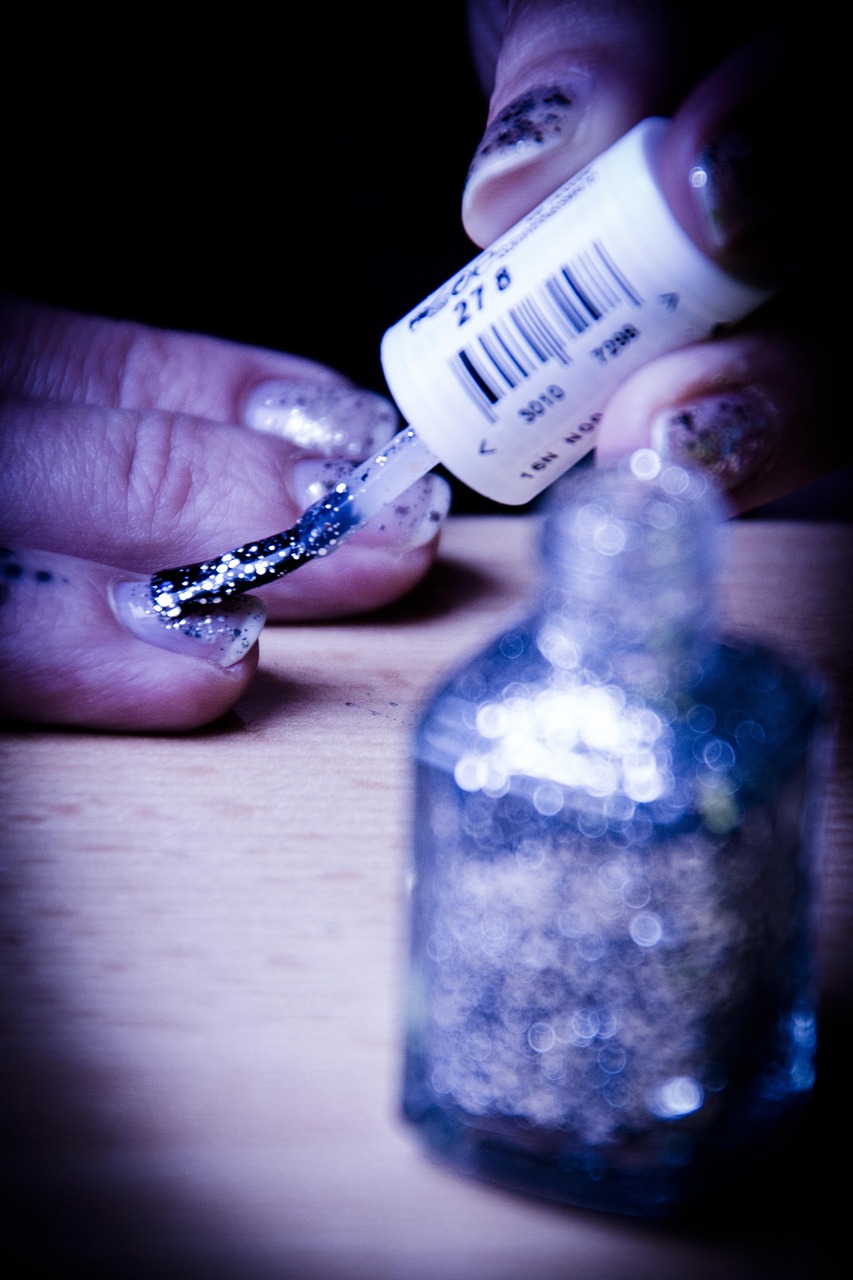 erleben sie die welt der nägel! entdecken sie kreative nageldesigns, tipps zur nagelpflege und die neuesten trends in der nagelkunst. verleihen sie ihren nägeln einen atemberaubenden look!